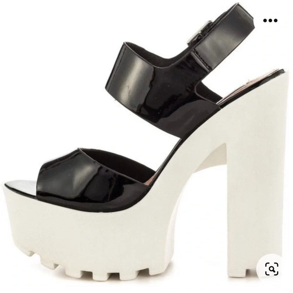 Steve Madden Get-It Black Patent Lug Sole Heal- New In Box